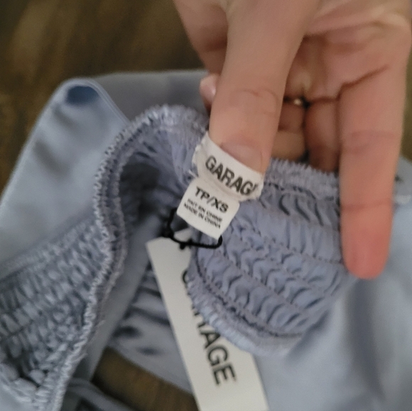 NWT Garage Satin Tie Plung Halter Top Size XS - Picture 5 of 5